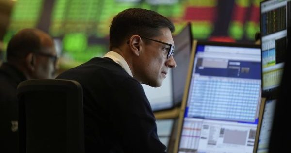 美国就业强劲缓解担忧 美股开高道指涨逾300点