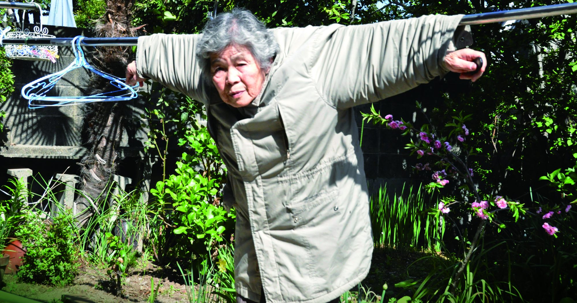 日本最强“自拍奶奶”97岁病逝 72岁玩摄影靠搞笑“自虐照”爆红