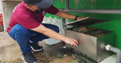 解决沟渠油污残渣堆积 太平食肆被令装滤油器