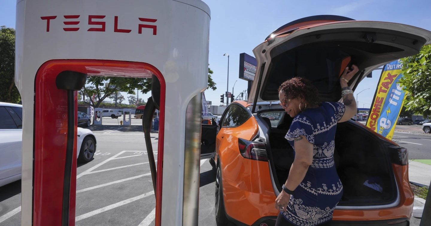 特朗普签署决议 阻加州禁售新燃油车