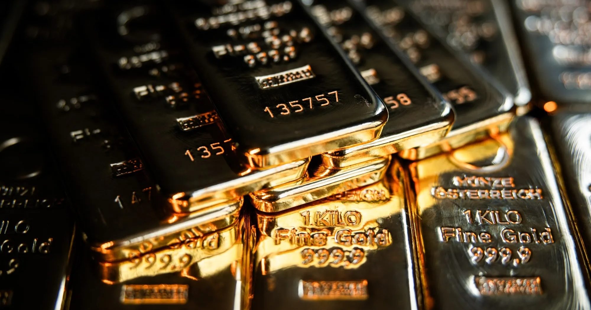 中东战争推动避险需求 金价逼近历史最高