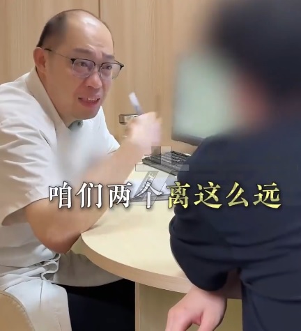 5岁童患矮小症“身高仅1公尺”幕后元凶竟是烟民父亲