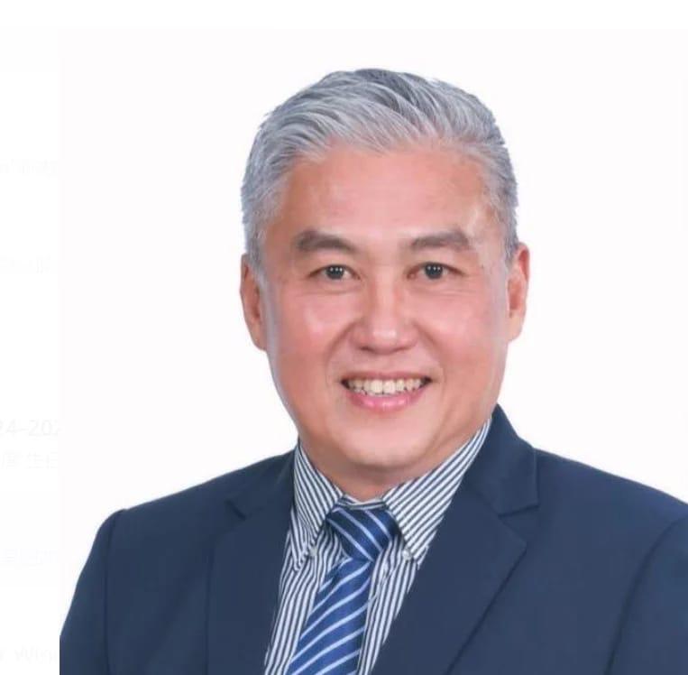 吕炳全接任文中华小董事长