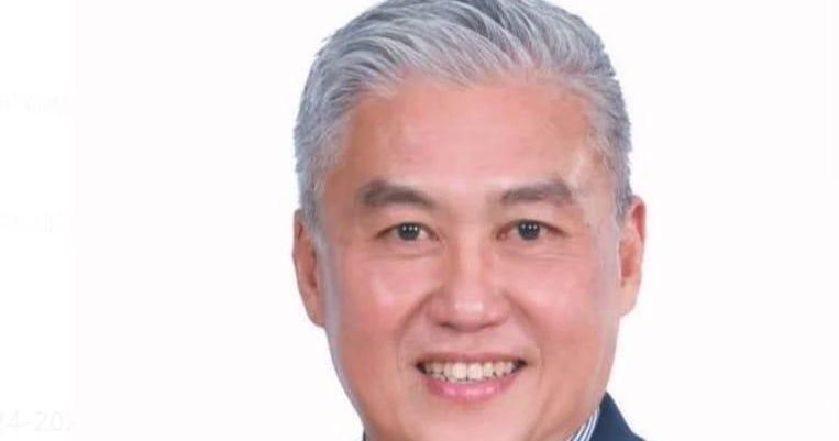 吕炳全接任文中华小董事长