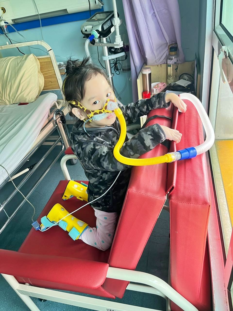 患脊髓性肌萎缩症第二型 女童需逾12万复健治疗