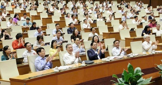 越南通过修宪废县 政府再瘦身省开支