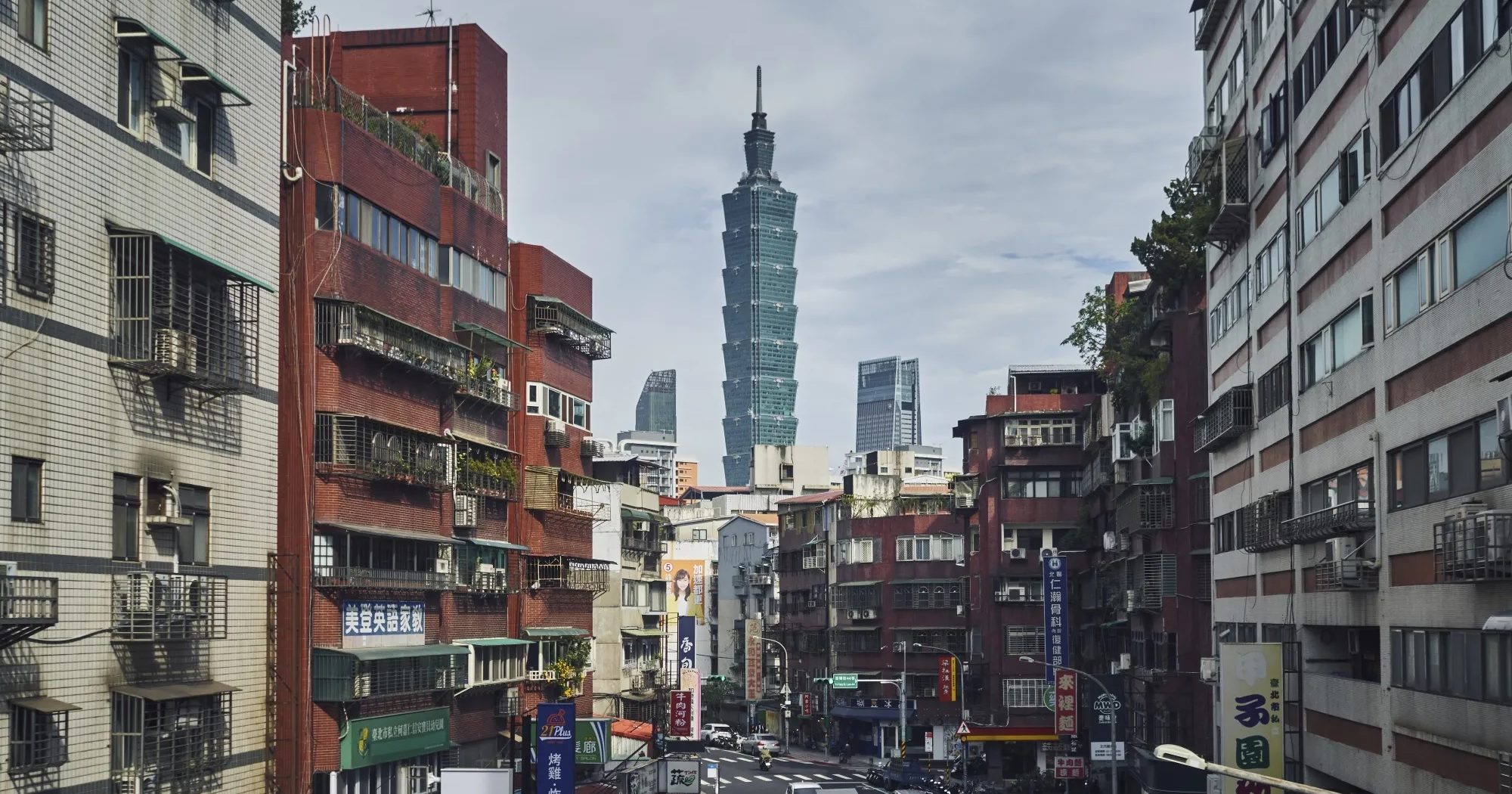 台湾首颗通讯卫星2027年发射