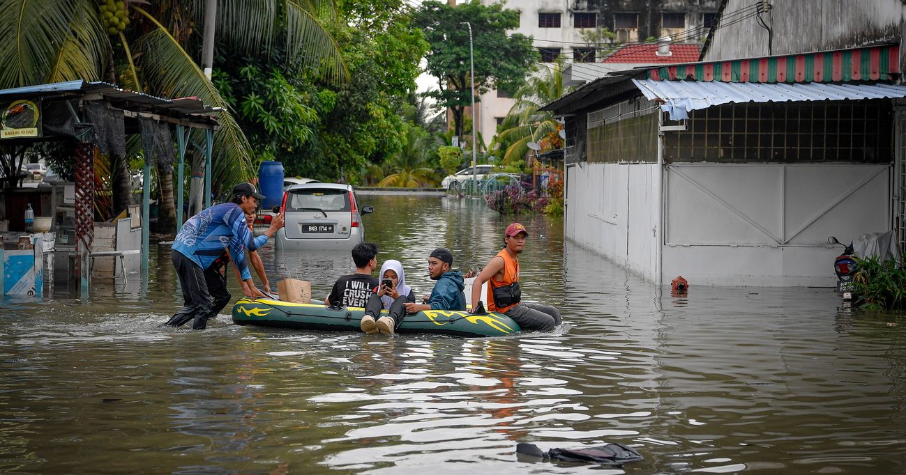 暴雨突袭 巴生多地水灾