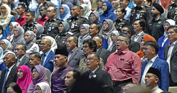 公务委会:今年势头强劲  料130万人申请当公仆