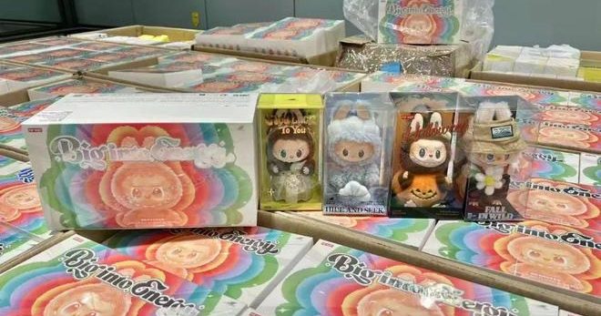 违规携逾3000泡泡玛特玩偶 中国海关查获10旅客