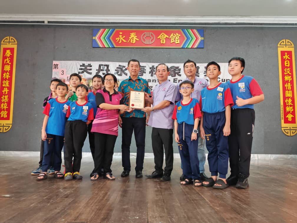 孙诗传:推动象棋活动 弘扬中华文化