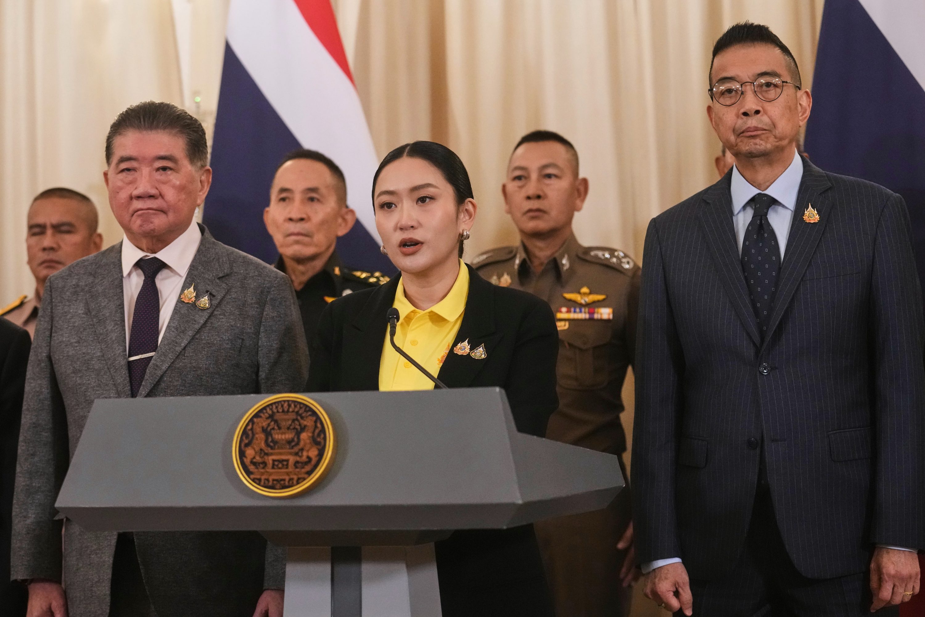 尝试稳控局势 泰政府本周改组内阁