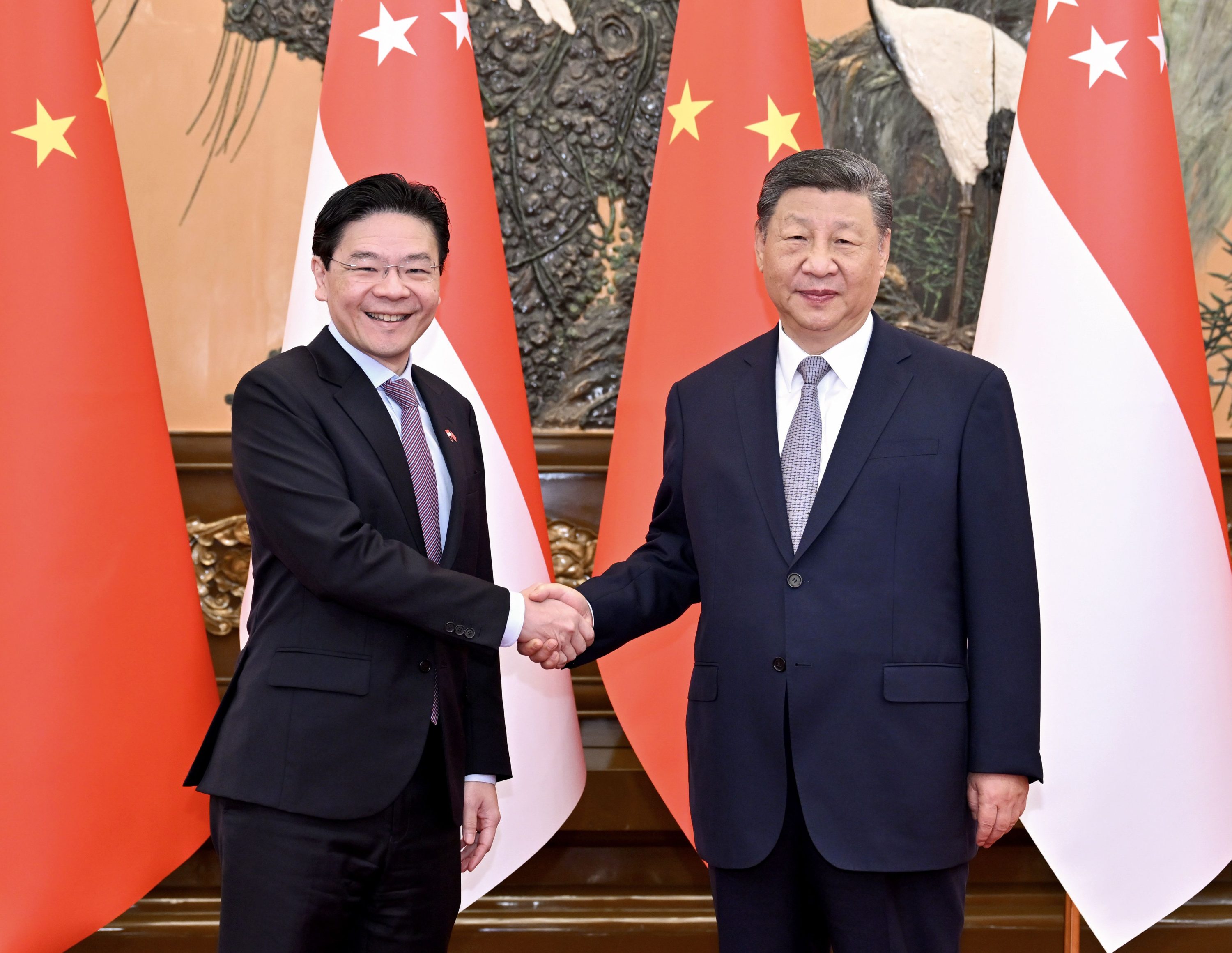 习近平晤黄循财 中新签4合作共迎挑战