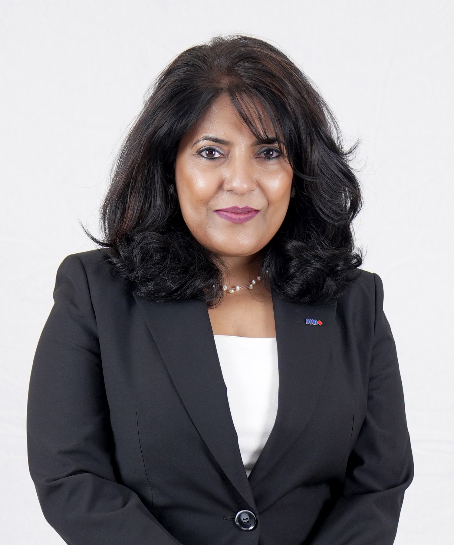 瓦丝塔 兴业银行总营运长