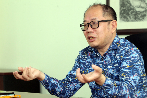 铁腕与柔情之间 黄伟益的高楼治理实践