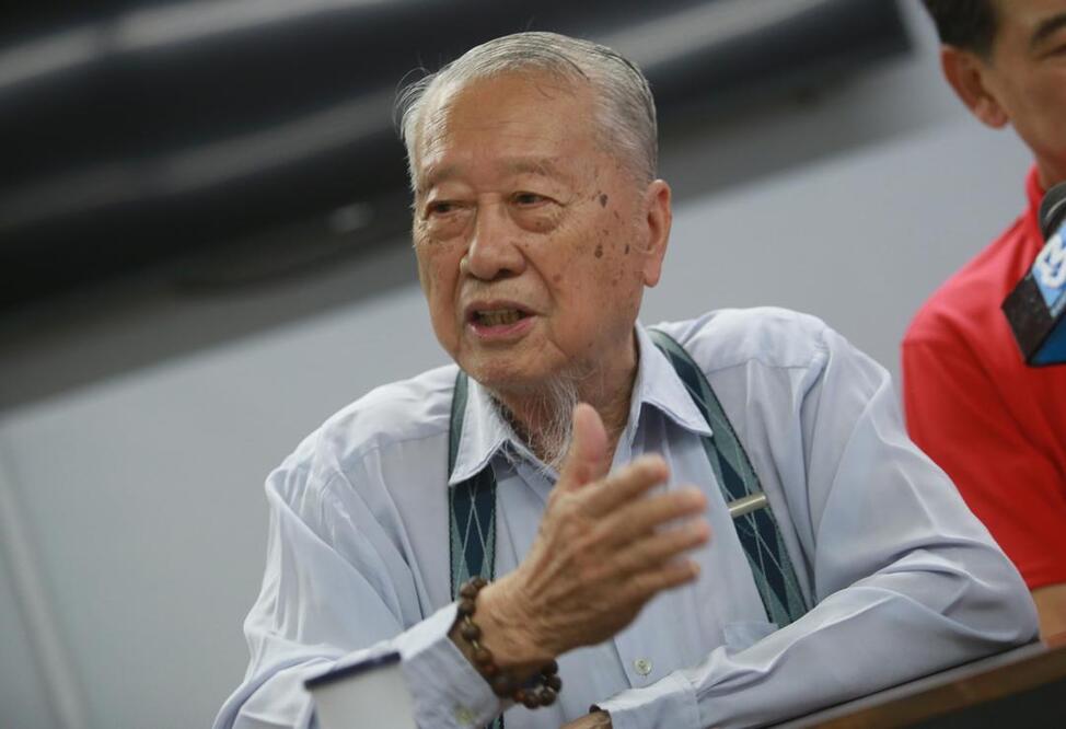 吉华独中董事长李斯仁