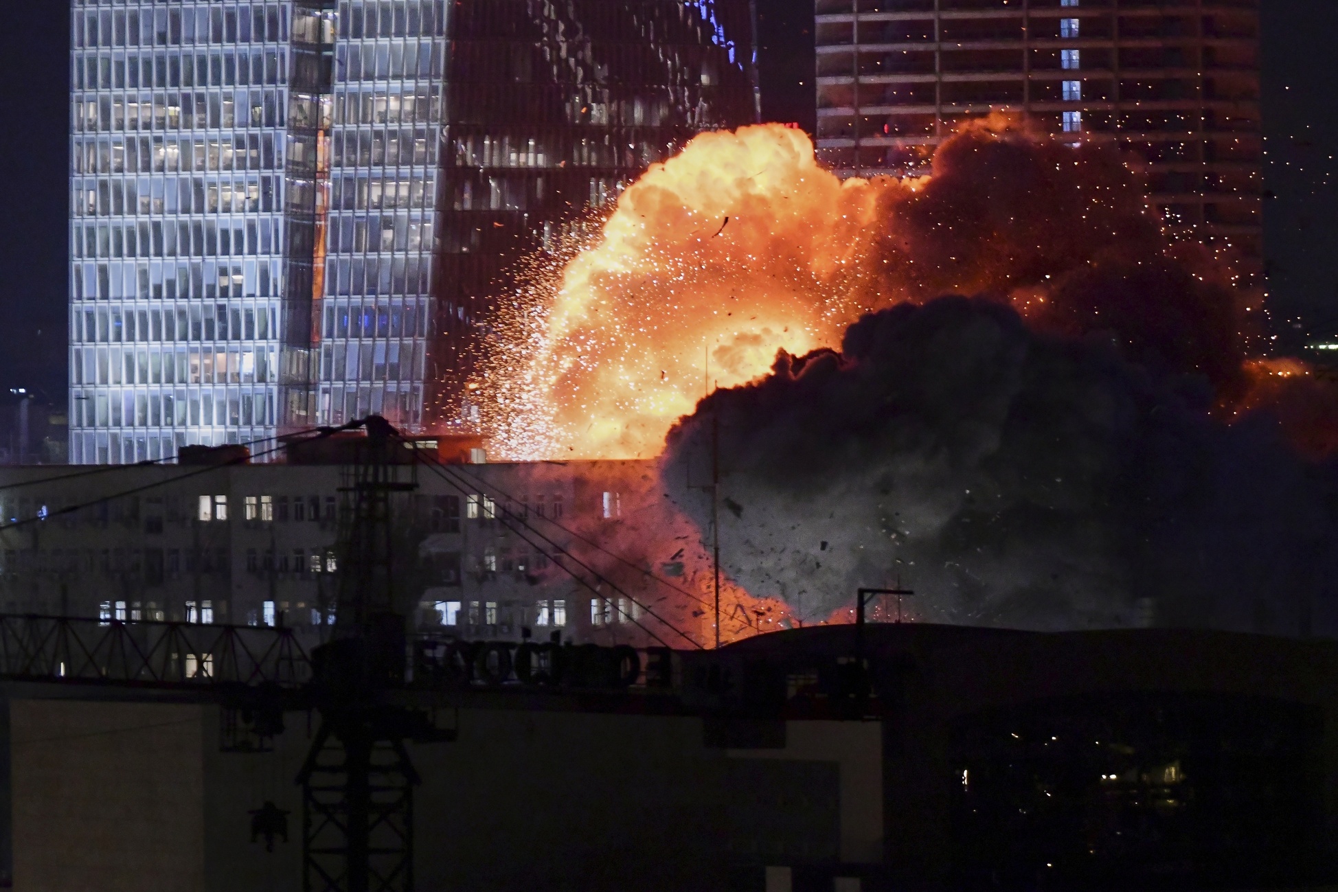 特拉维夫爆炸