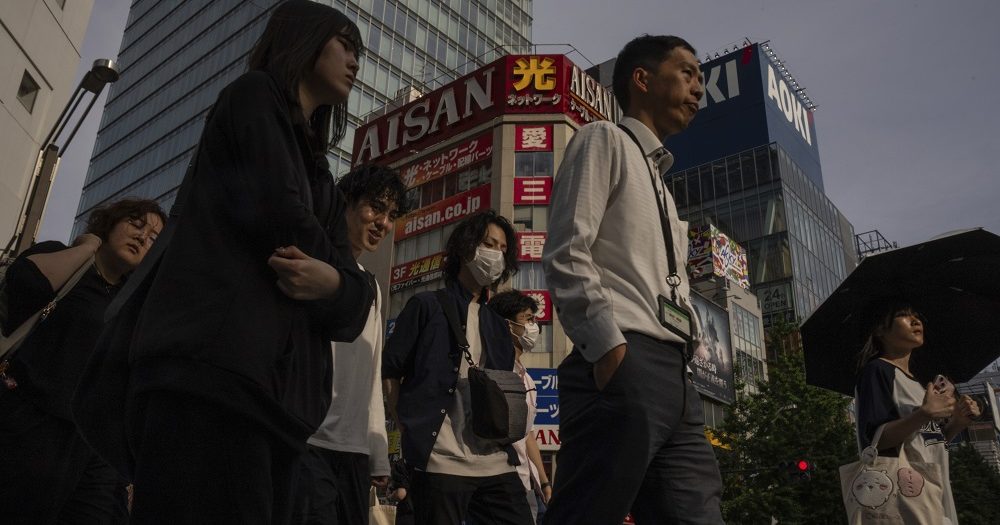 新生儿数创新低 日本人口萎缩提早15年