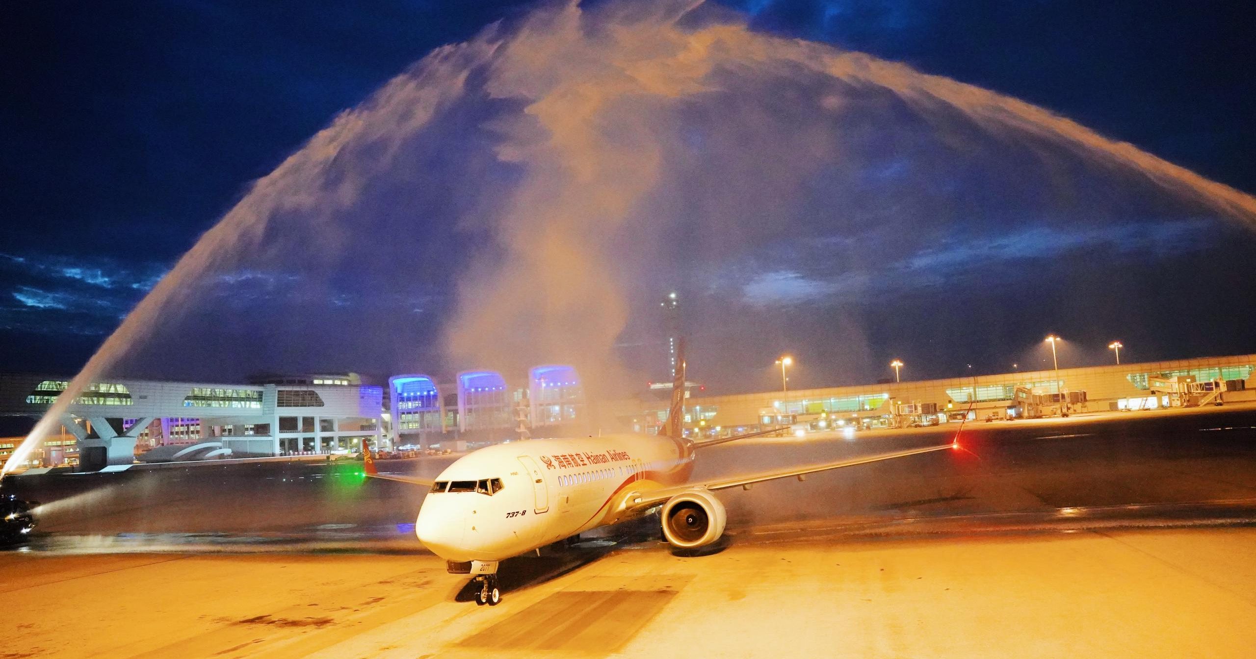 直航海口 每周四班 海南航空首飞吉隆坡