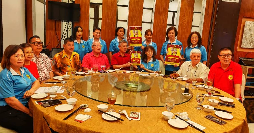关丹华团联合会妇女组举办双亲节活动
