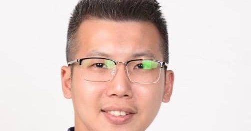 黄启政斥敦马再演回锅戏