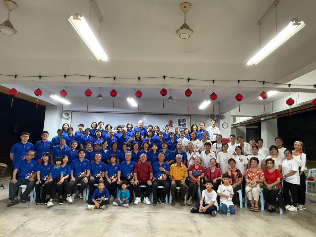 麻坡凯歌访而连突 以乐会友传佳话
