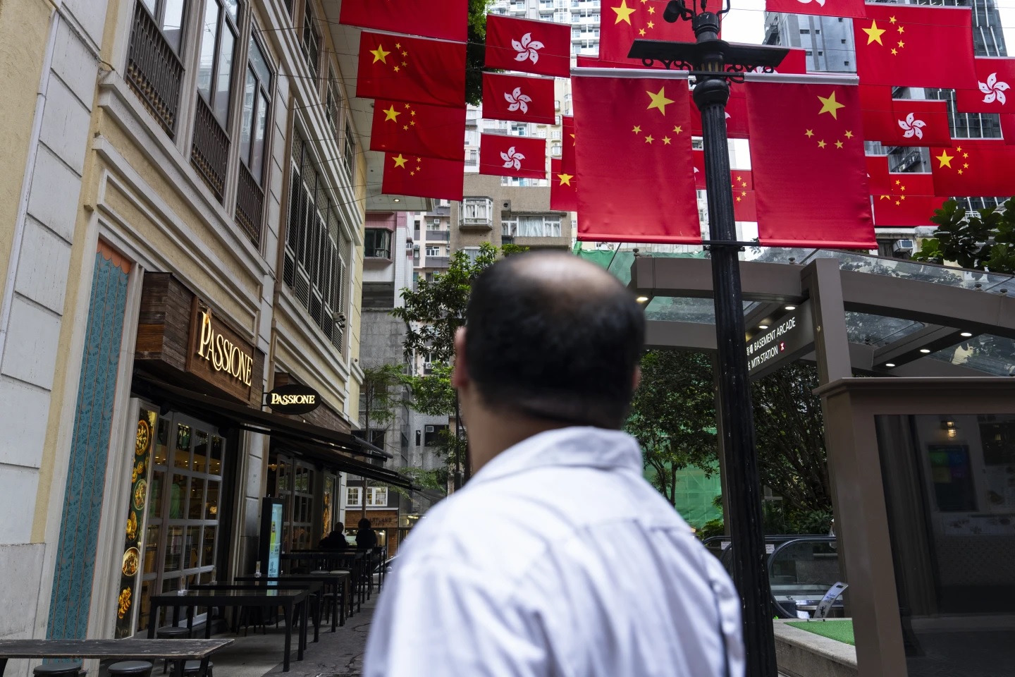 香港
