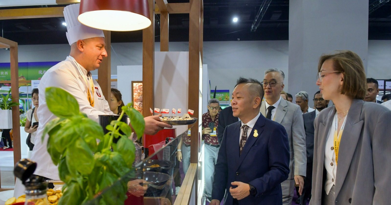 原产业部明与棕油业者对话 厘清SST“最终产品”争议