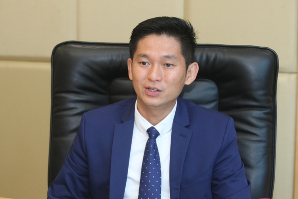 简民发,服务税,销售税,政府,政策,教育,文具,教师,