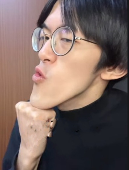 日本网红下巴长