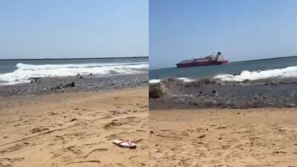 西班牙海滩发生迷你海啸