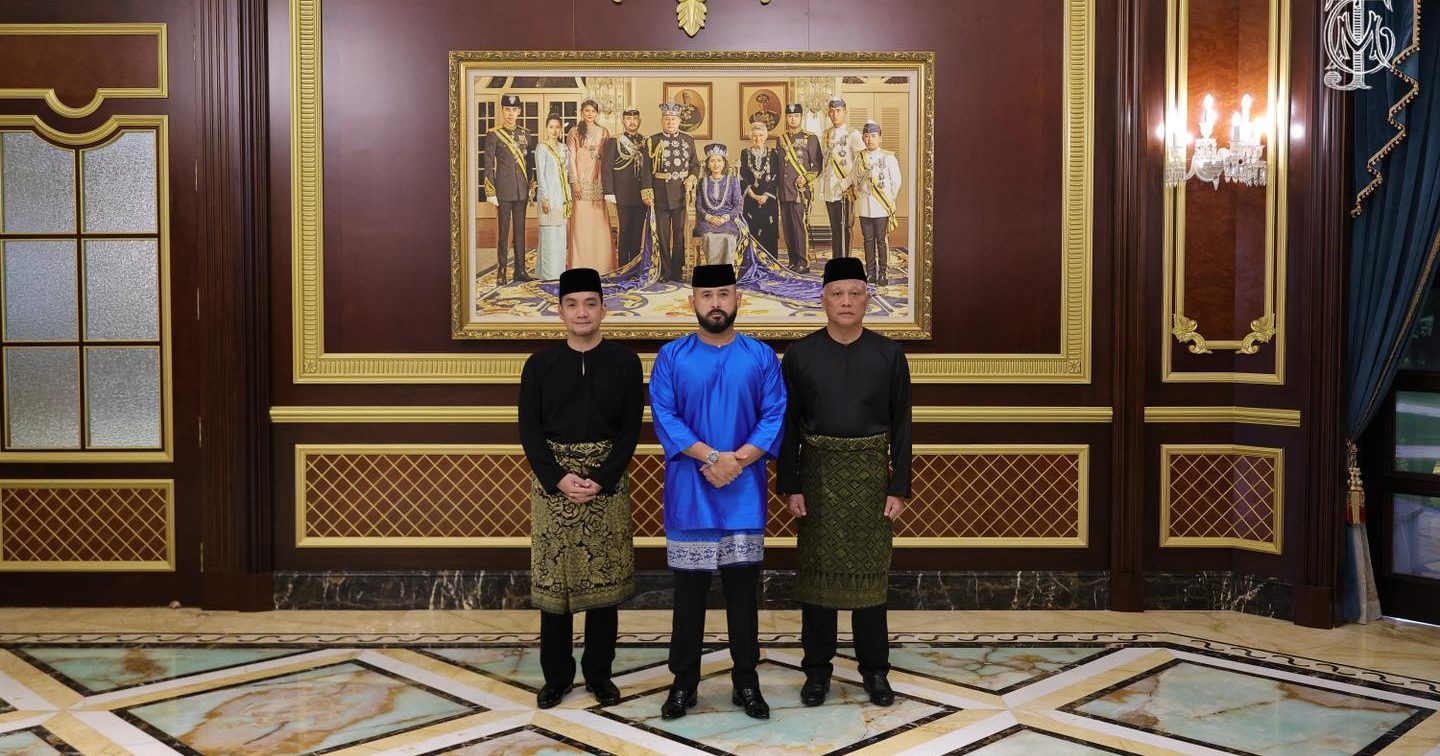 摄政王见证 阿斯曼沙任柔政府秘书