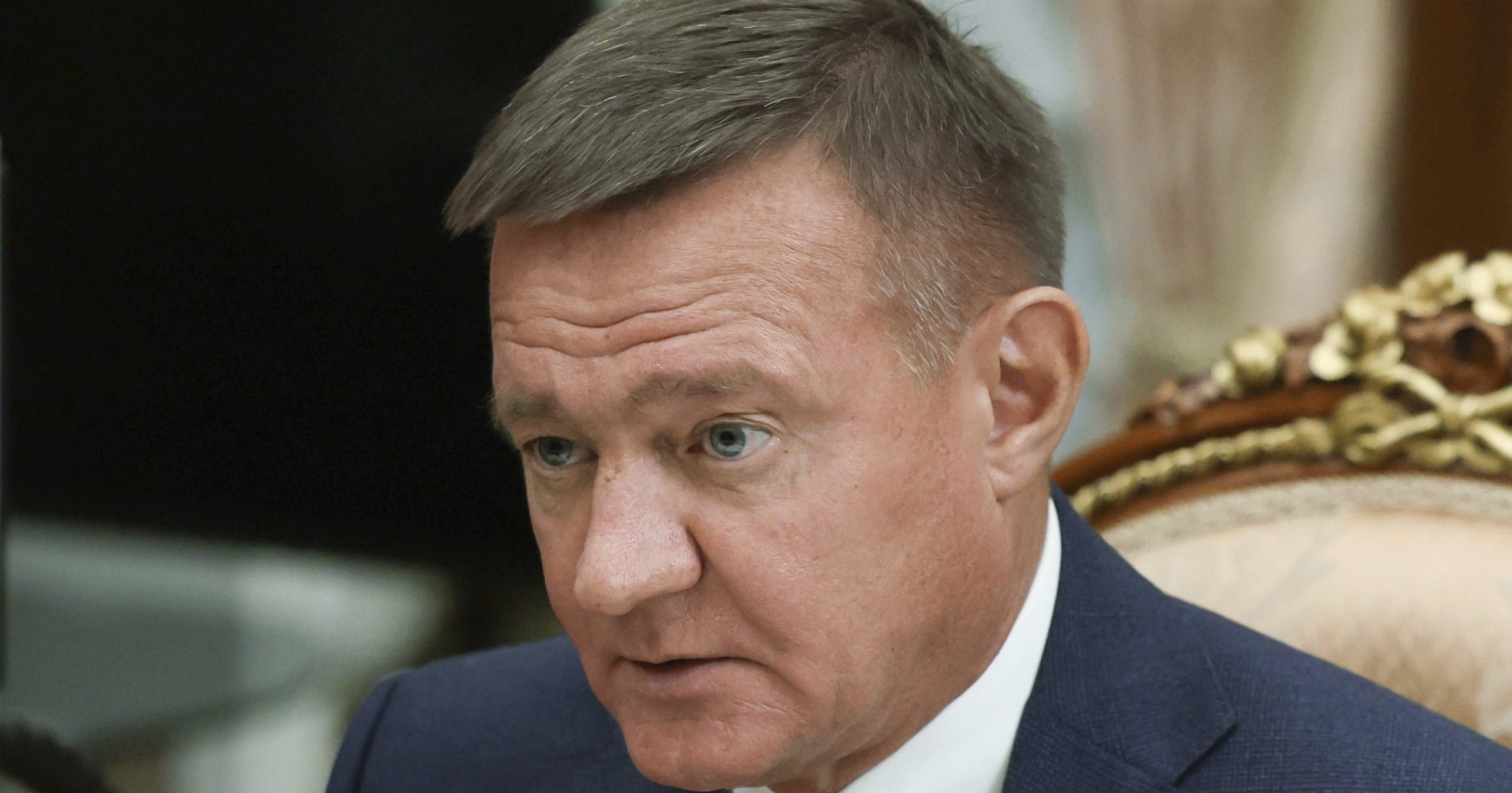 被普丁开除不久 俄交通部长突离世
