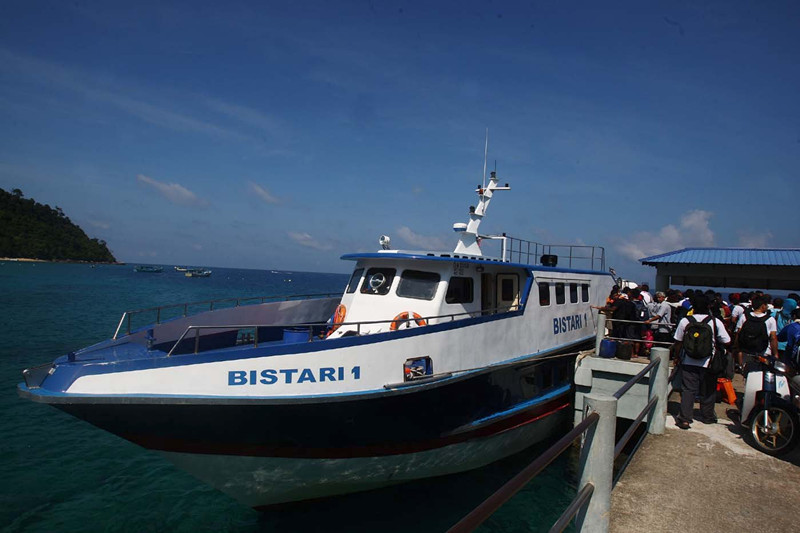boat 刁曼岛 渡轮 快艇 码头 旅游