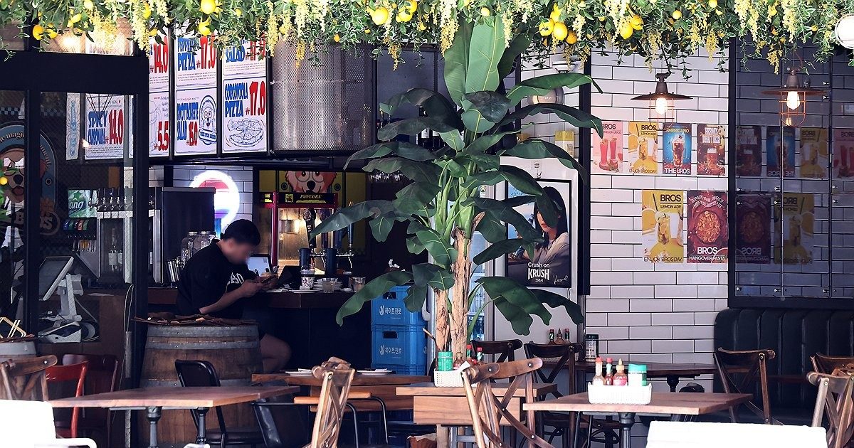 韩大学生自导自演 宣称“食物有虫”敲诈300家餐厅