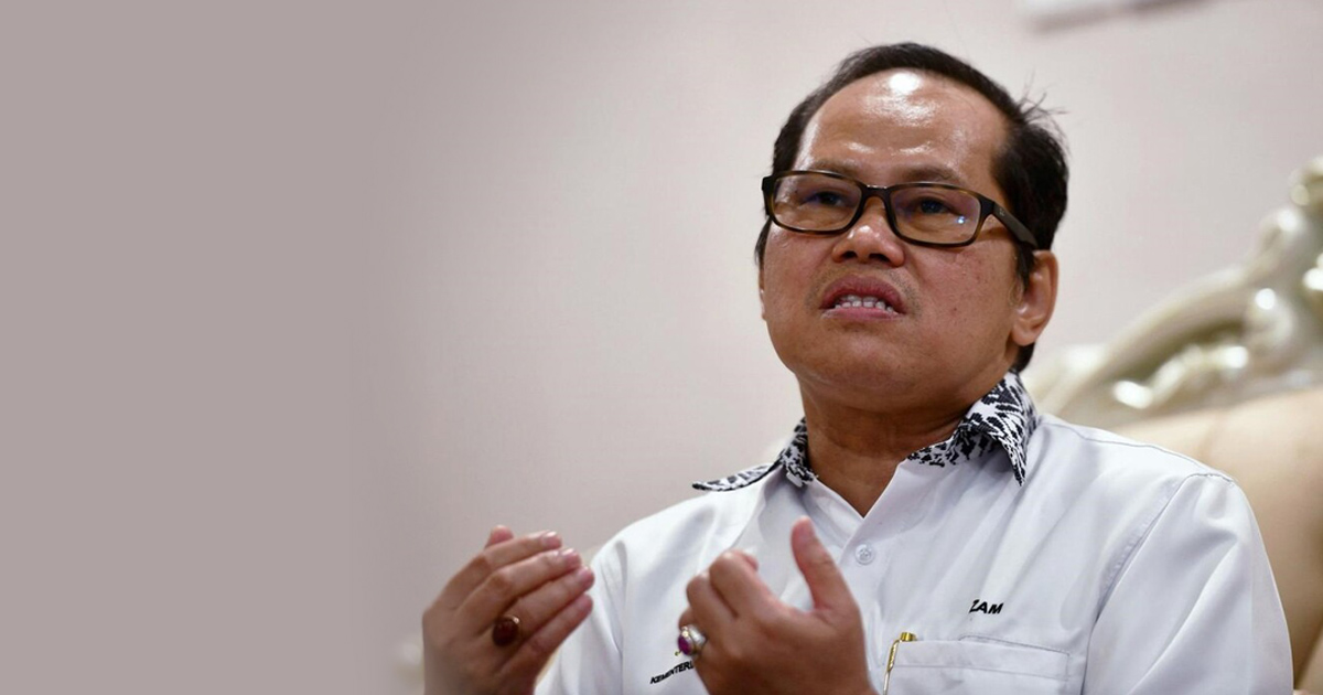 教育总监:减轻工作量 拟限教师参加课外活动