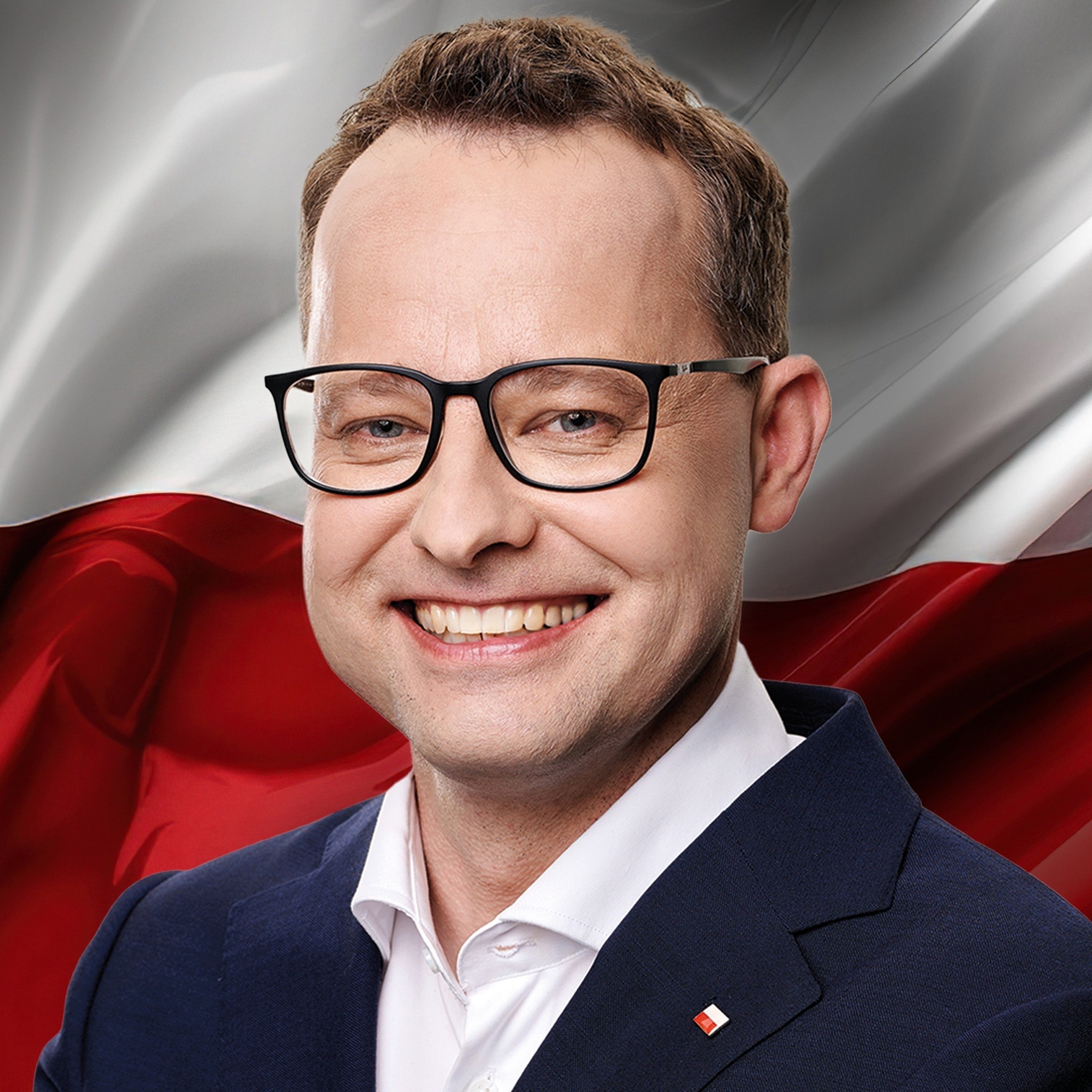 波兰召回驻匈牙利大使 外交关系降代办级