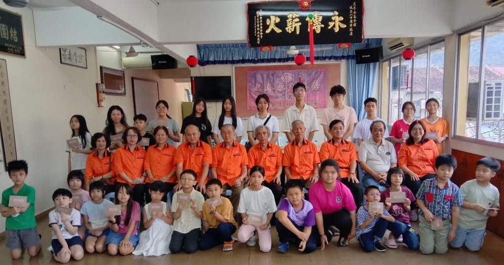 陈体运吁青年年龄政策落实前应提供管理培训