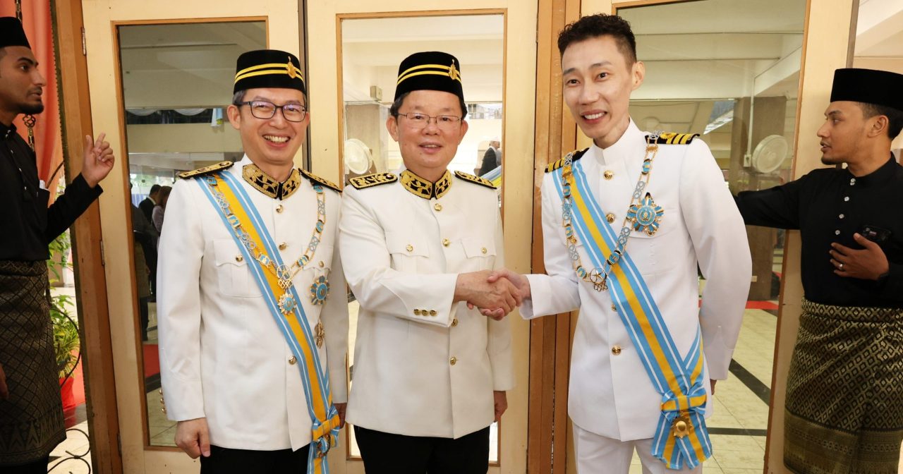 槟州元首华诞册封 李宗伟膺拿督斯里勋衔