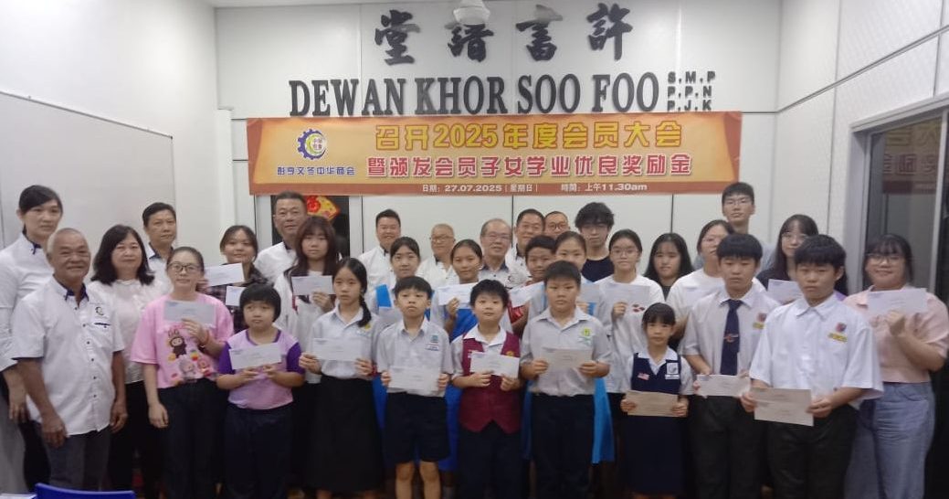 陆祖发：种种不利因素造成商家陷困