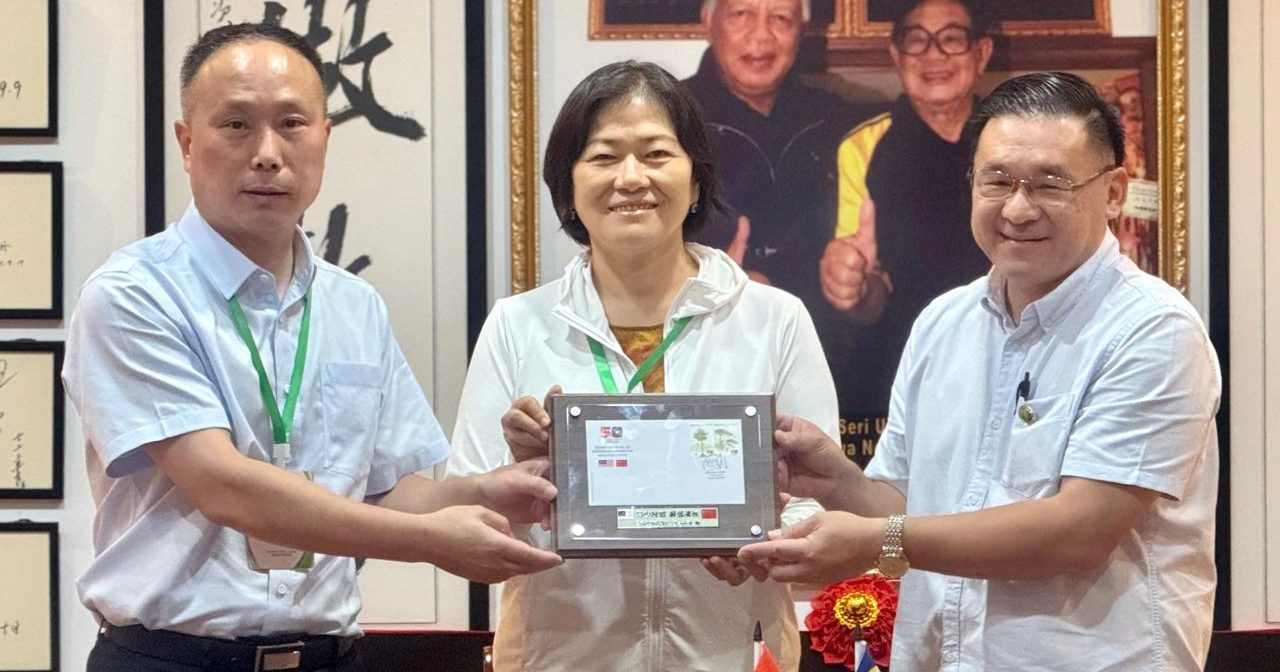 中国石油业商会访甲 颜天禄:马中能源合作潜力大