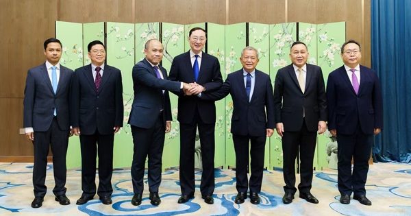 中国邀泰柬在上海非正式会晤 指当前停火态势脆弱