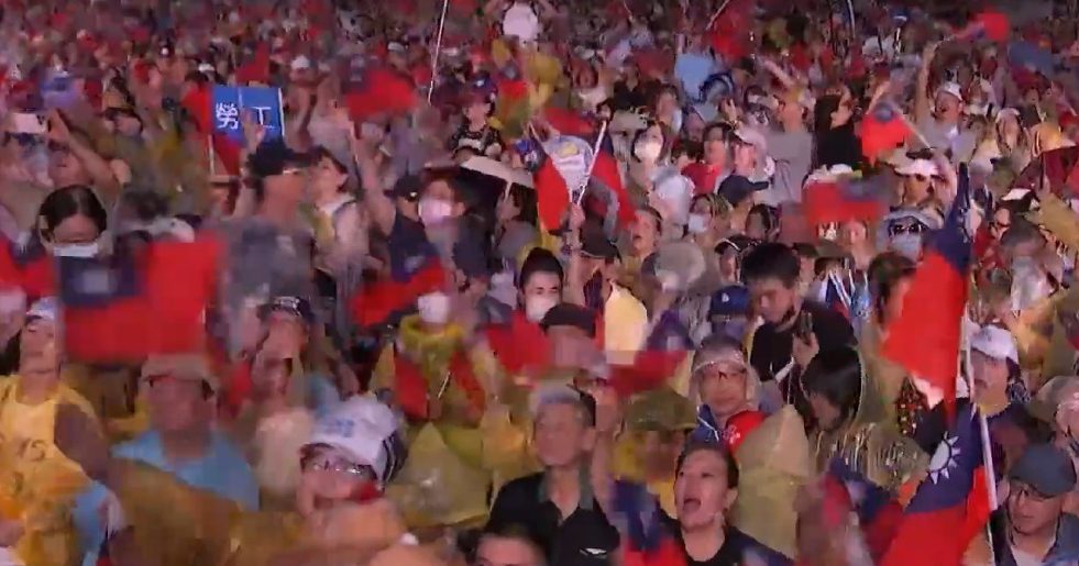 台湾大罢免投票 引起全球关注