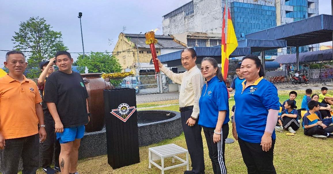 共和华小运动会 青队夺总冠军