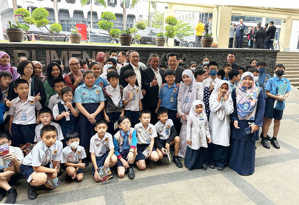 芙蓉三民华小特殊班学生参观国会