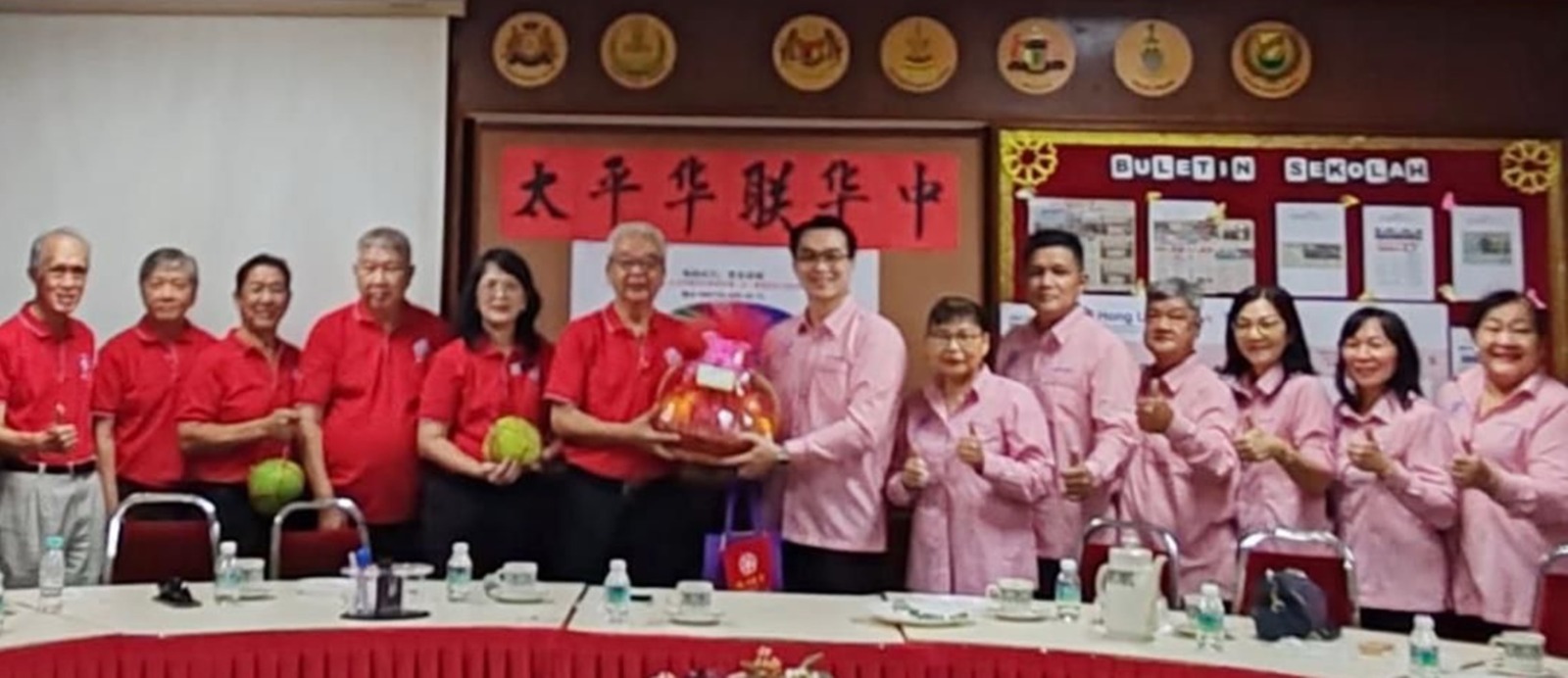 华联华中与崇华华中举办交流会 共探华教未来发展