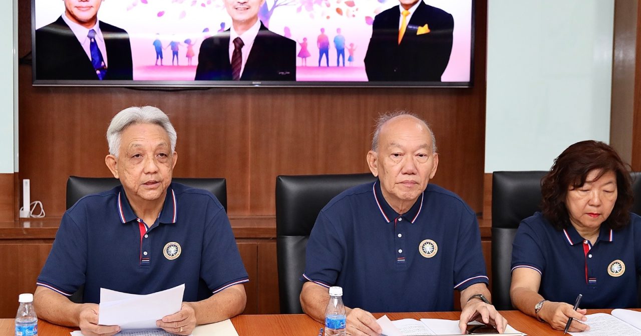 2025沈慕羽教师奖揭晓 3地教育工作者获表扬