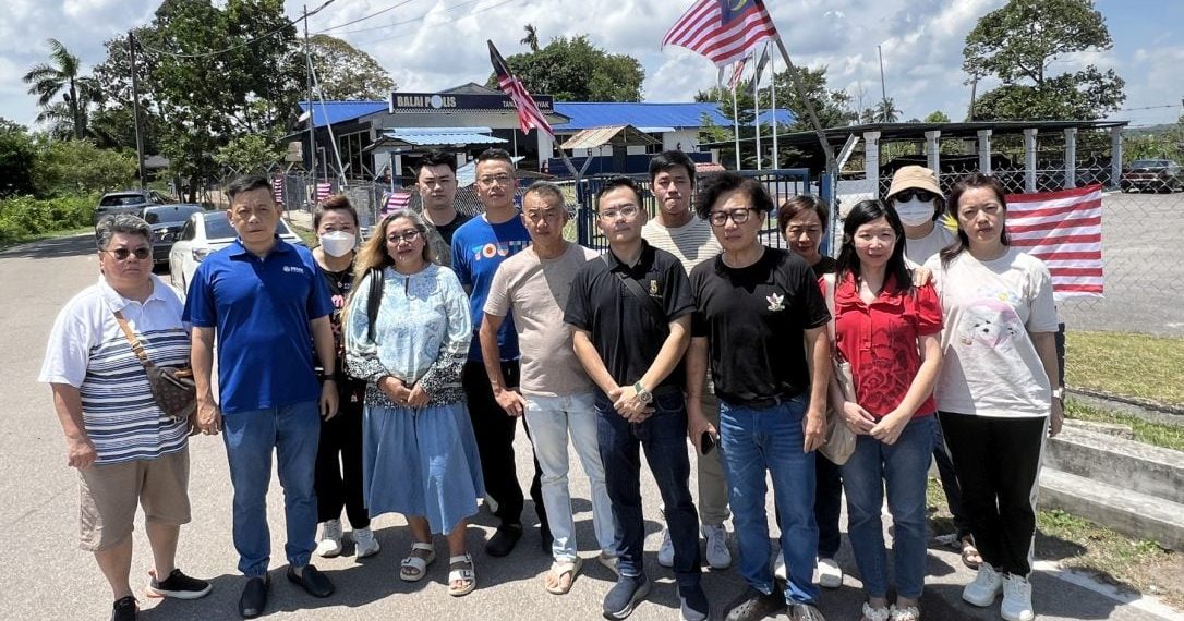 母狗遭残忍活生生剥皮 马六甲救援动物组织严谴恶行