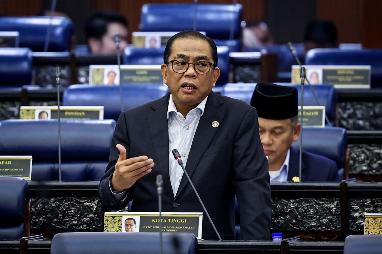 国防部长卡立诺丁 Khaled Nordin