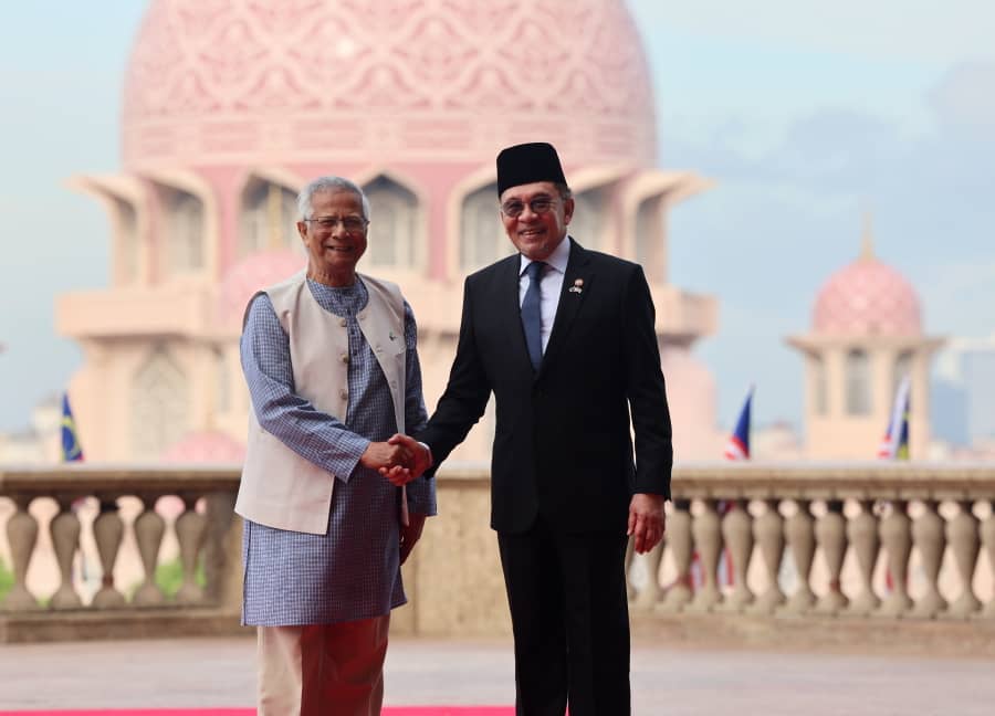 孟国首席顾问尤努斯访马，安华接待